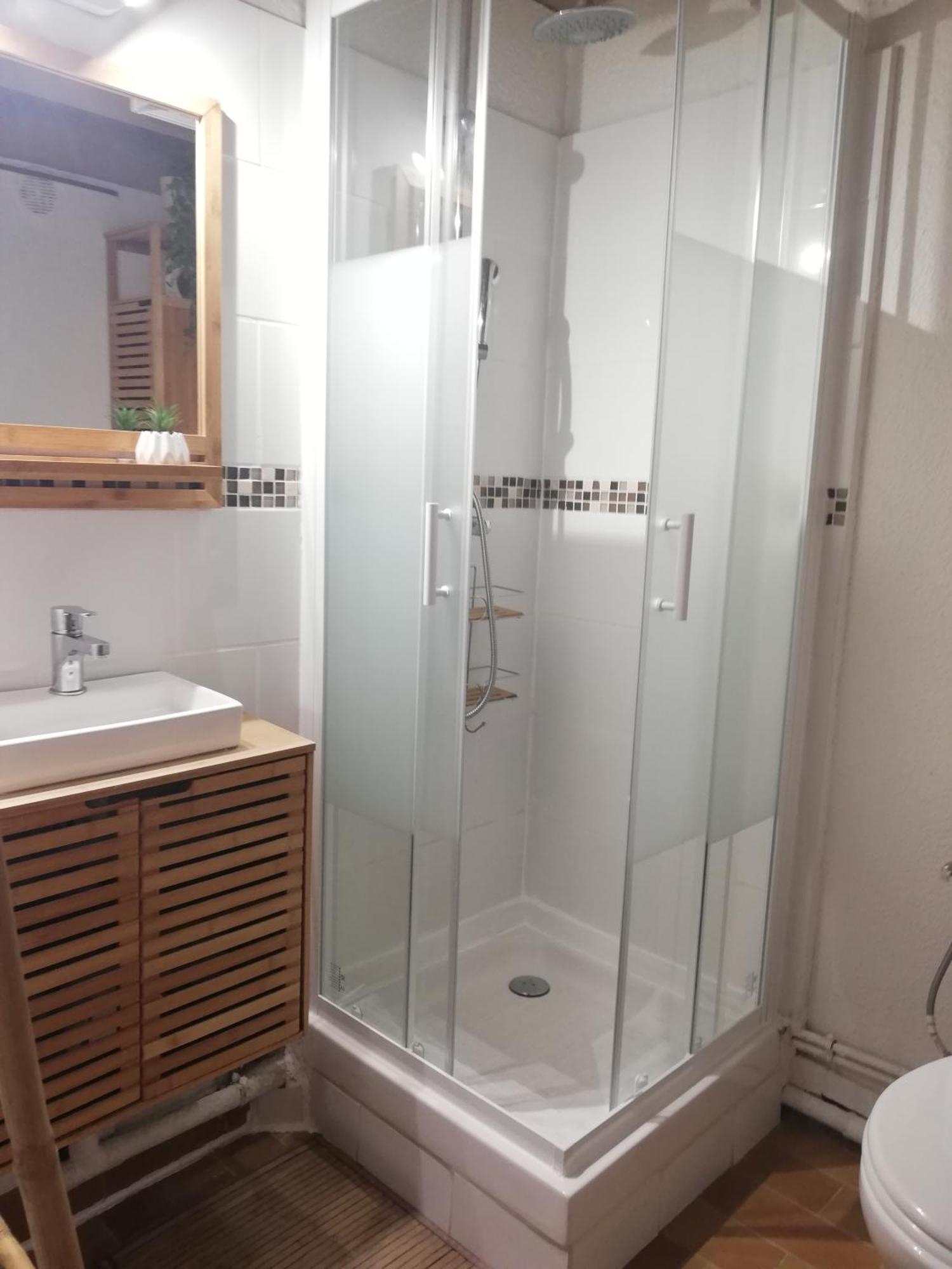 Appartement Tout Confort A Cap Coudalere Avec Vue Magnifique Sur Le Canigou Au Bord Du Lac - Check In Automatise - Parking Gratuit - Aire De Jeux D'Enfants - 르발카레스 외부 사진